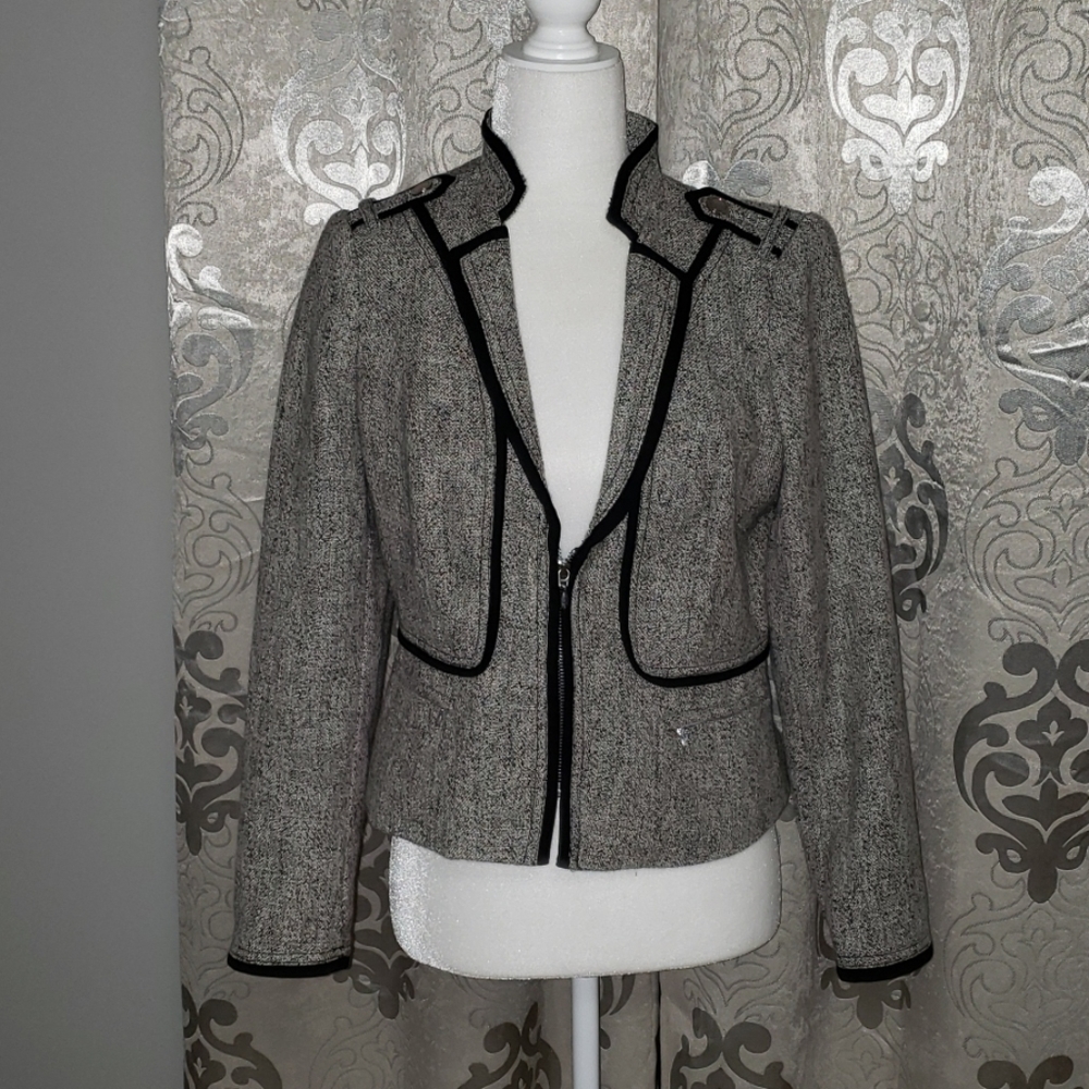 WHBM | 10P Blazer business/ career b&w
